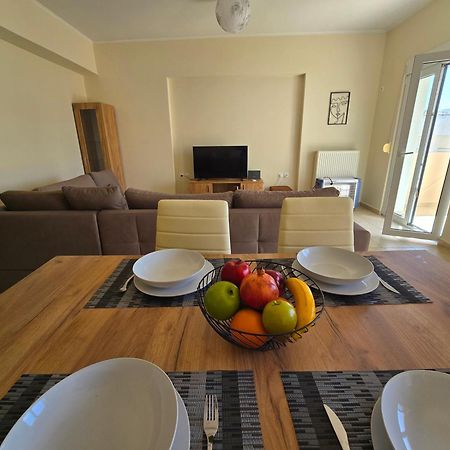 Maria Beach Apartement In Korinth! Exterior photo